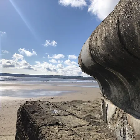 Casa Crusoe - Part Of The The Bay Filey Village With Pool, Gym And Direct Access, Pub, Restaurant, Tennis And Meadows Walks *