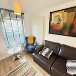 Casa Crusoe - Part Of The The Bay Filey Village With Pool, Gym And Direct Access, Pub, Restaurant, Tennis And Meadows Walks Tatil Evi