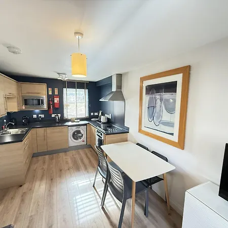 Casa Crusoe - Part Of The The Bay Filey Village With Pool, Gym And Direct Access, Pub, Restaurant, Tennis And Meadows Walks